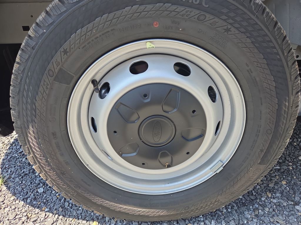 New 2025 Ford Transit 250 148 Medium Roof image 28