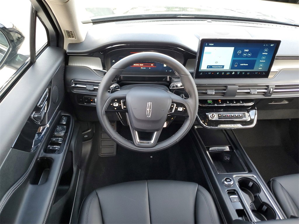 New 2026 Lincoln Corsair Premiere image 16