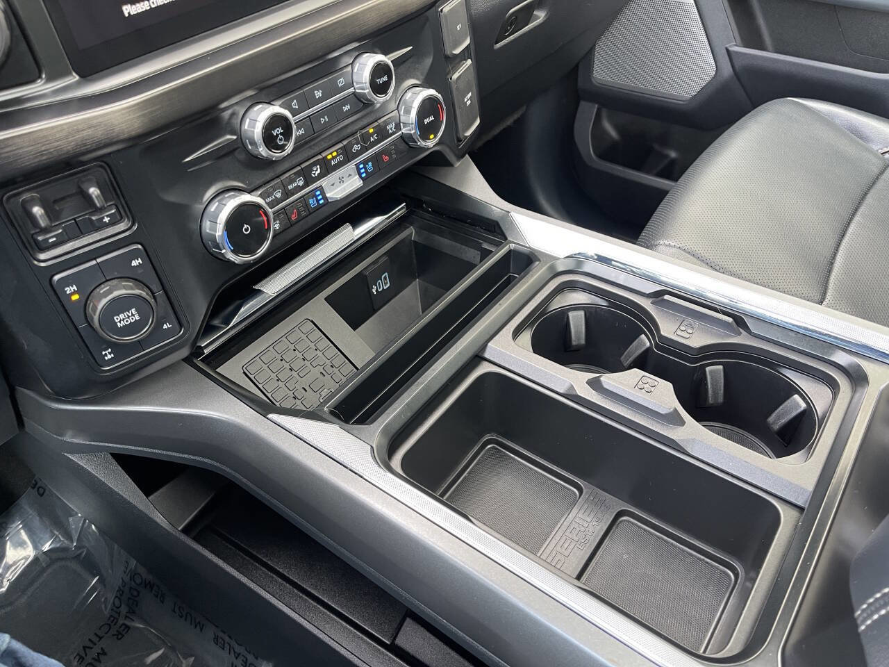 Used 2023 Ford F350 Lariat w/ Lariat Ultimate Package image 33