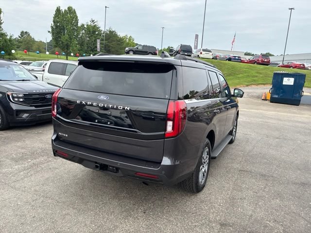 Used 2025 Ford Expedition Active AWD/4WD image 20