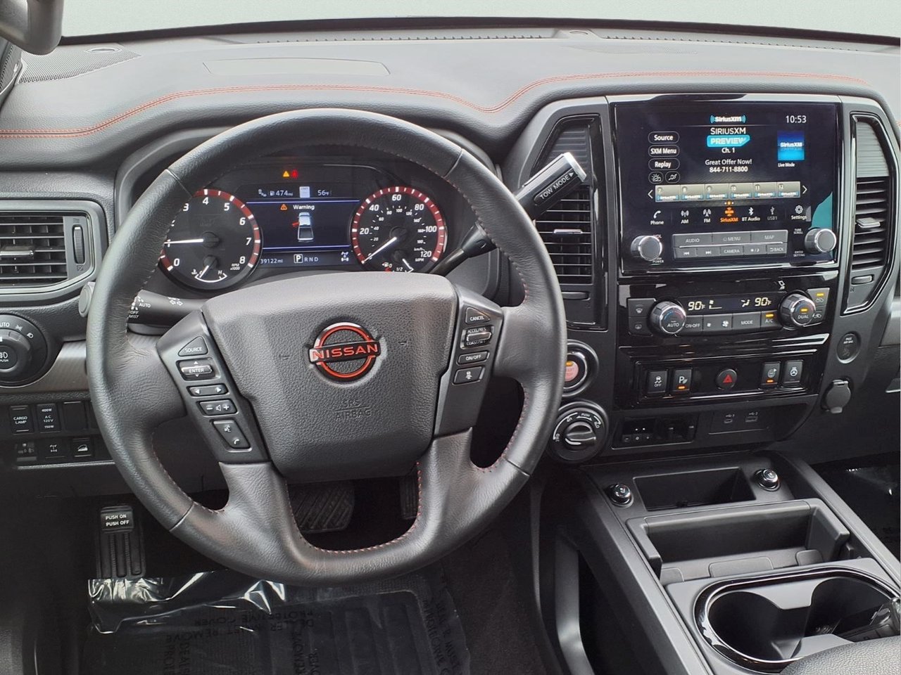 Used 2024 Nissan Titan PRO-4X w/ Pro-4x Convenience Package AWD/4WD image 11