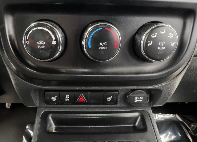 Used 2016 Jeep Patriot High Altitude FWD image 16