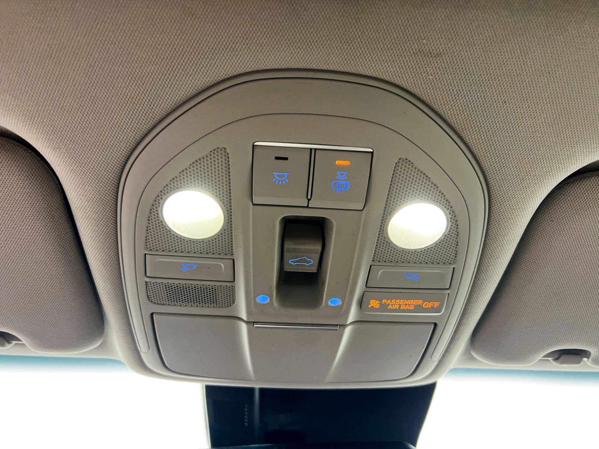 Used 2020 Genesis G70 3.3T w/ Elite Package image 22