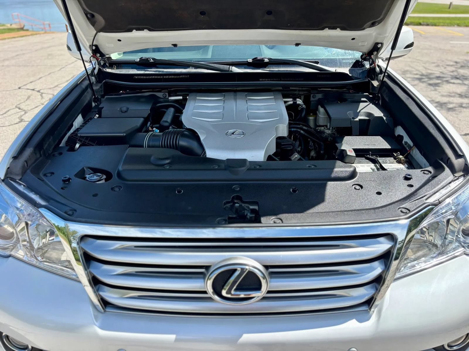 Used 2013 Lexus GX 460 w/ Comfort Plus Pkg AWD/4WD image 14