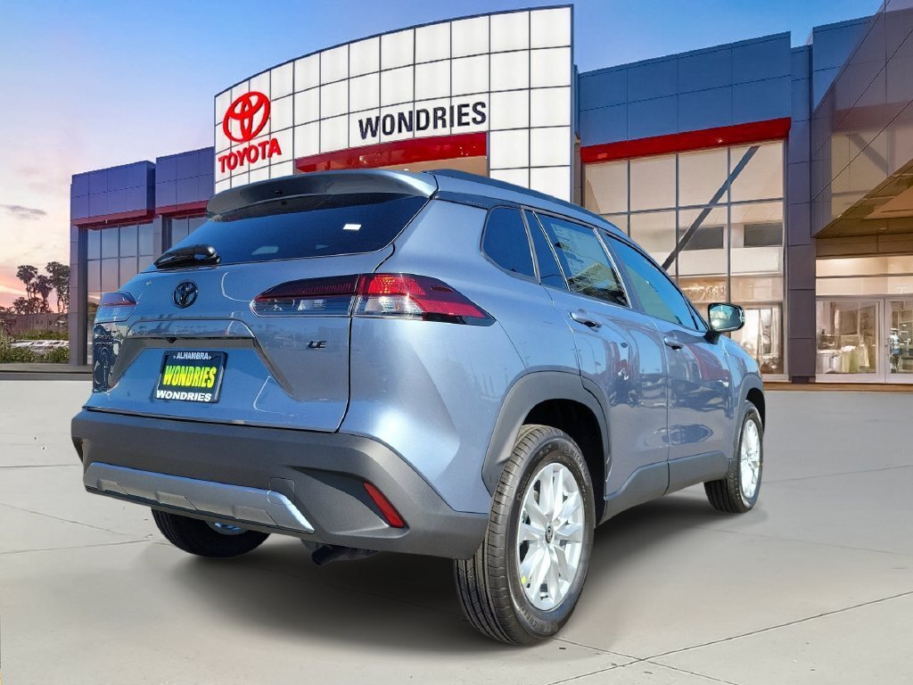 New 2026 Toyota Corolla Cross LE FWD image 4