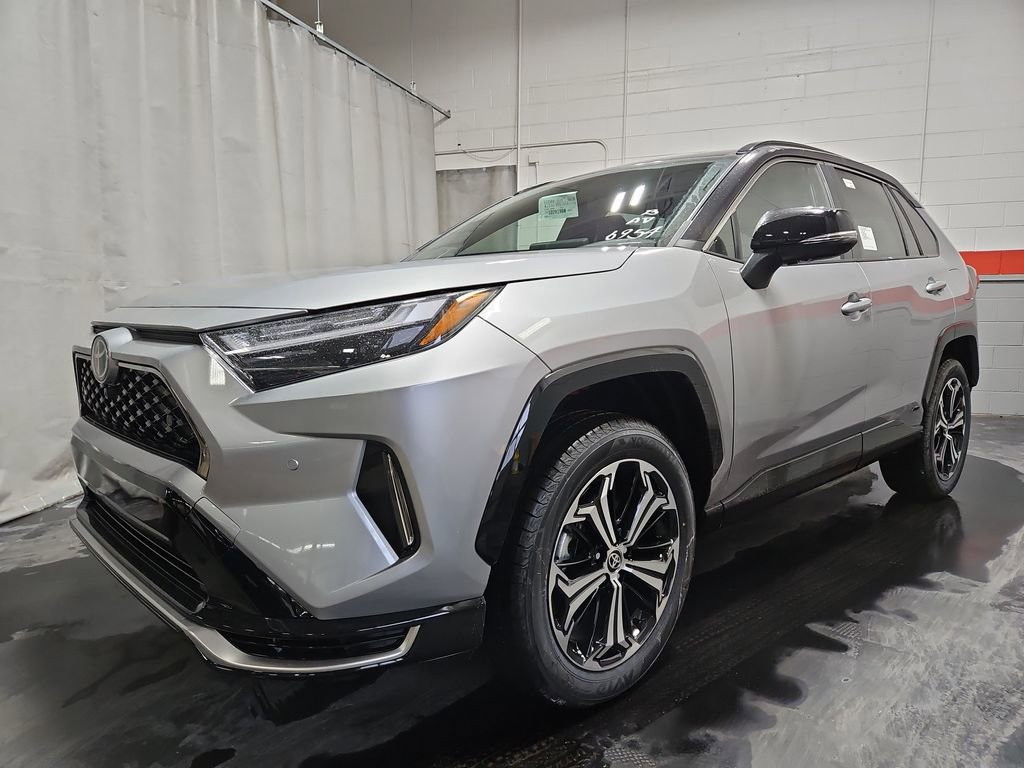 New 2025 Toyota RAV4 XSE image 4