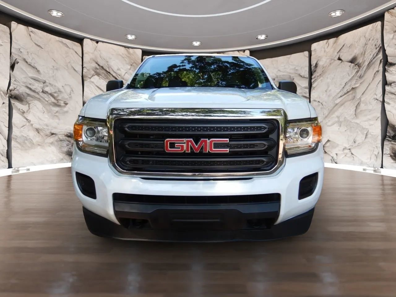 Used 2015 GMC Canyon 4x4 Extended Cab w/ Convenience Package image 2