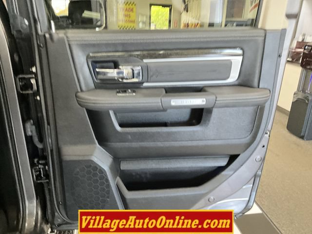 Used 2015 RAM 2500 Limited AWD/4WD image 37