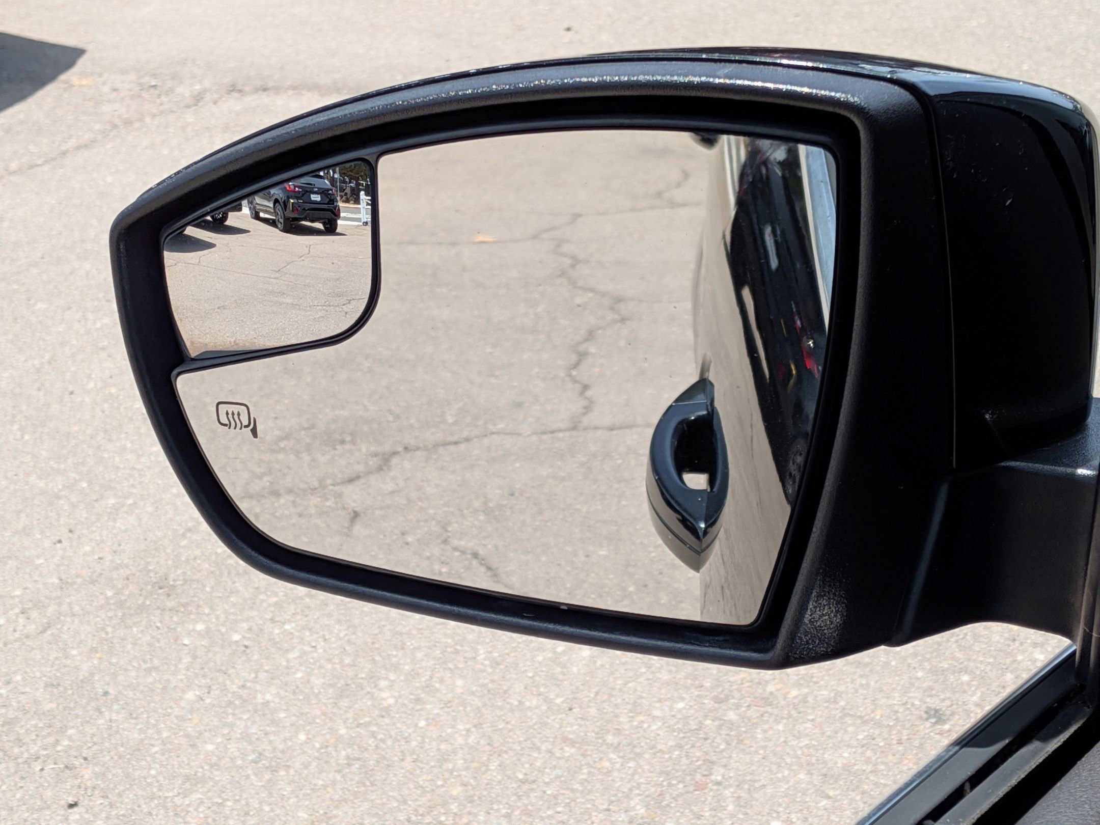 Used 2015 Ford C-MAX SEL w/ Equipment Group 303A FWD image 25