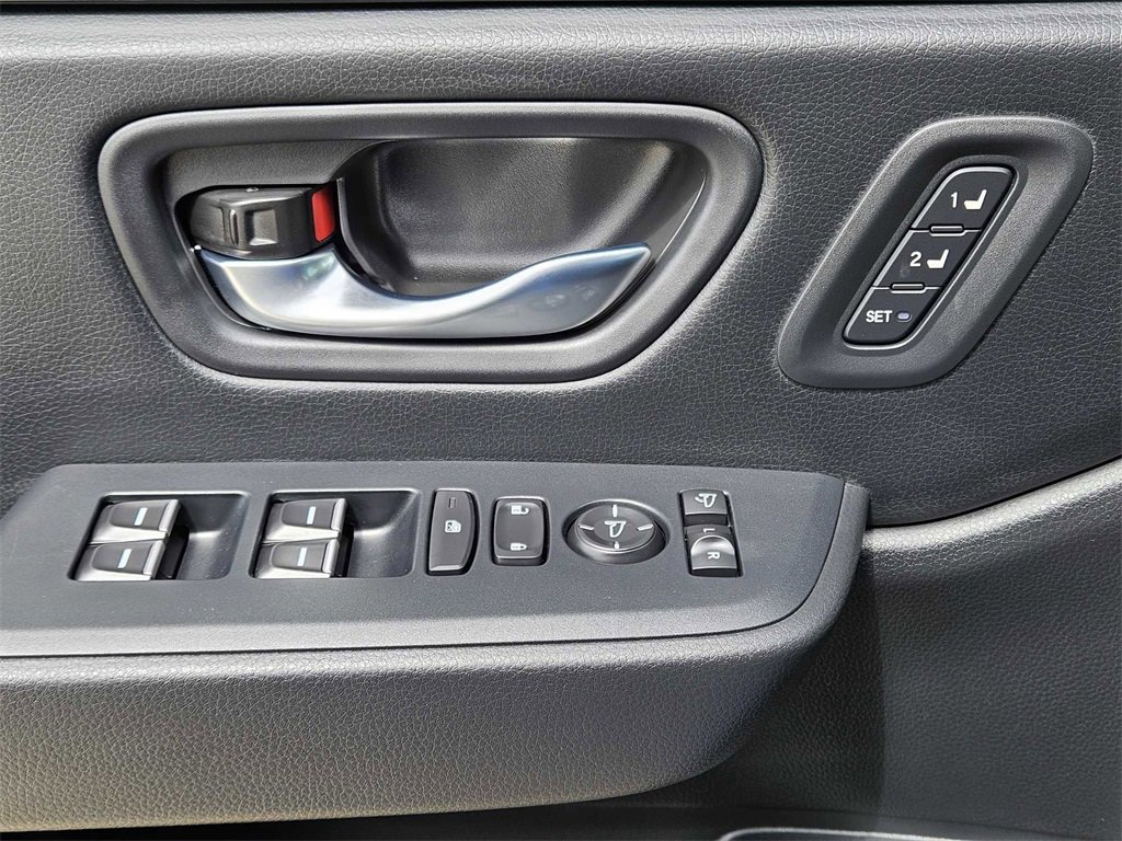 New 2025 Honda Pilot TrailSport image 14