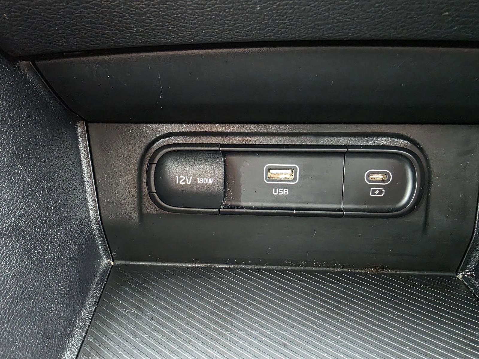 Used 2023 Kia Sportage LX image 21