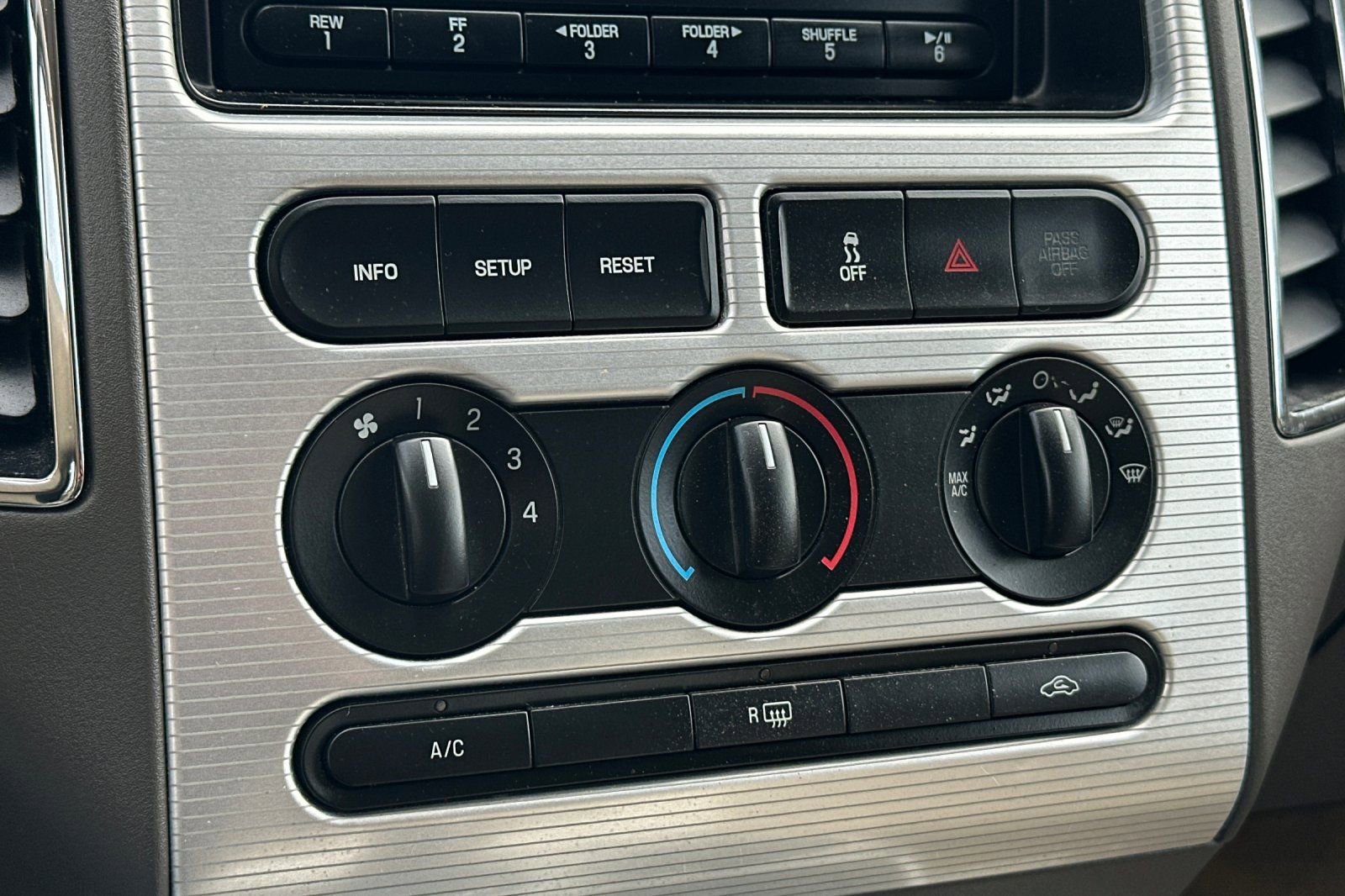 Used 2007 Ford Edge SEL image 18