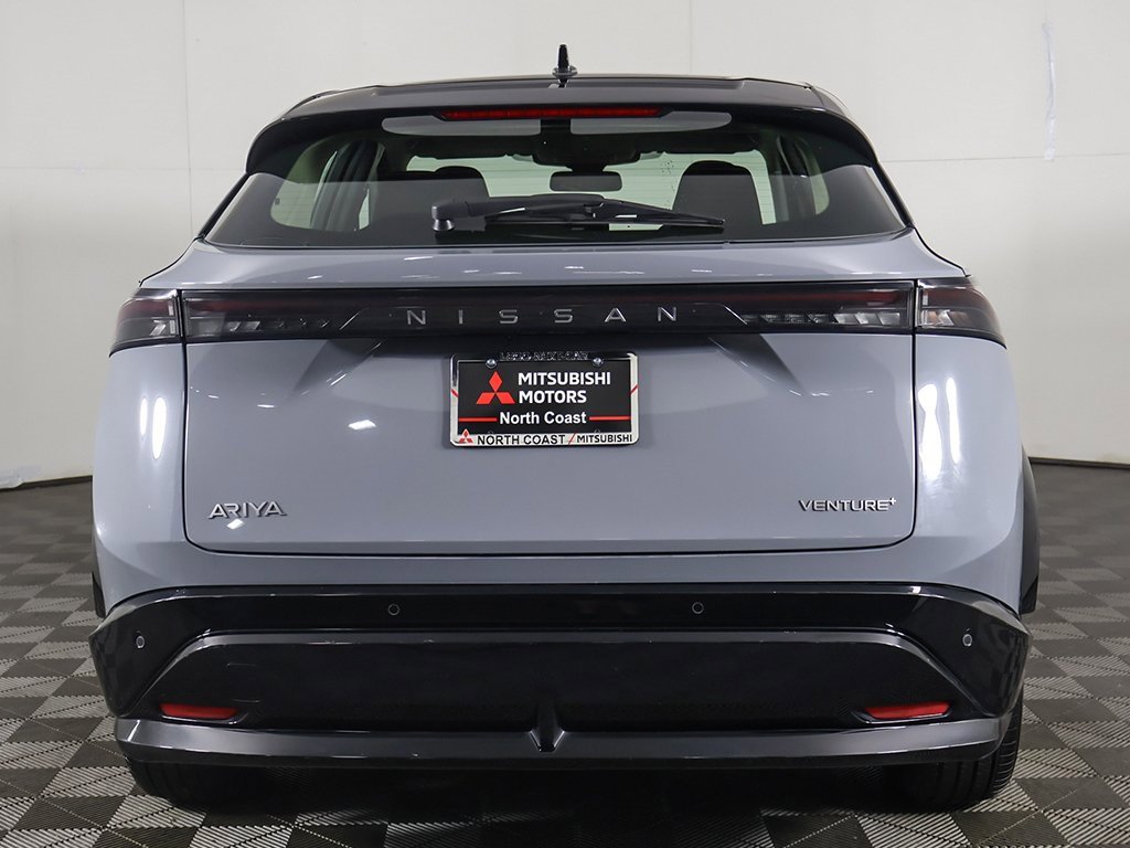 Used 2023 Nissan Ariya FWD image 11