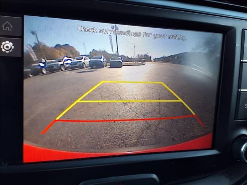 Used 2023 Kia Soul LX w/ LX Technology Package image 18