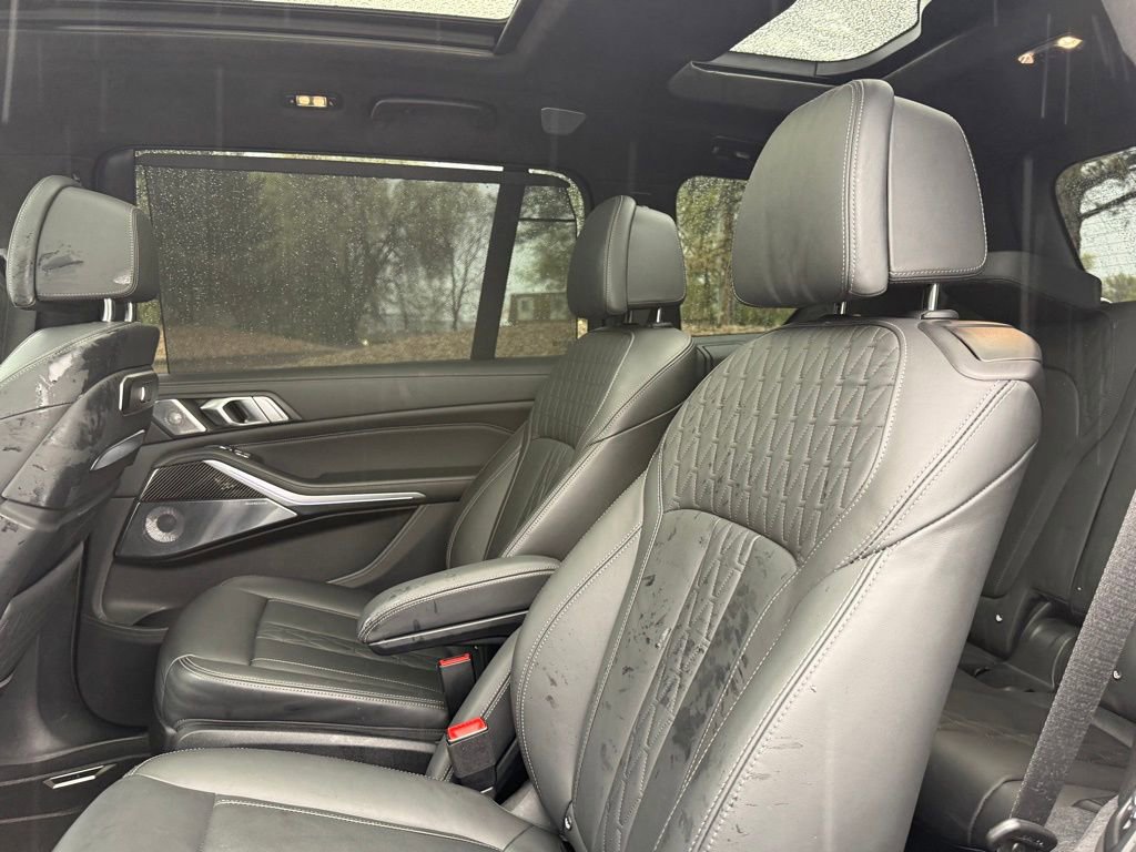 Used 2024 BMW X7 M60i w/ Executive Package image 19
