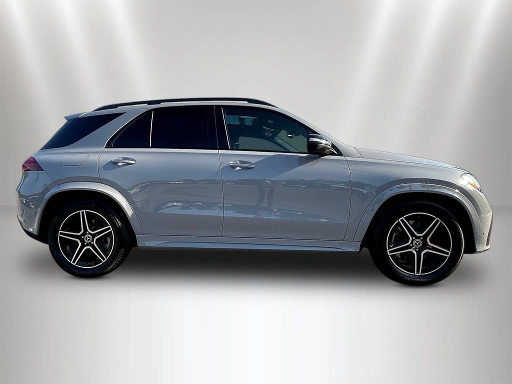 Certified 2025 Mercedes-Benz GLE 450 4MATIC image 4