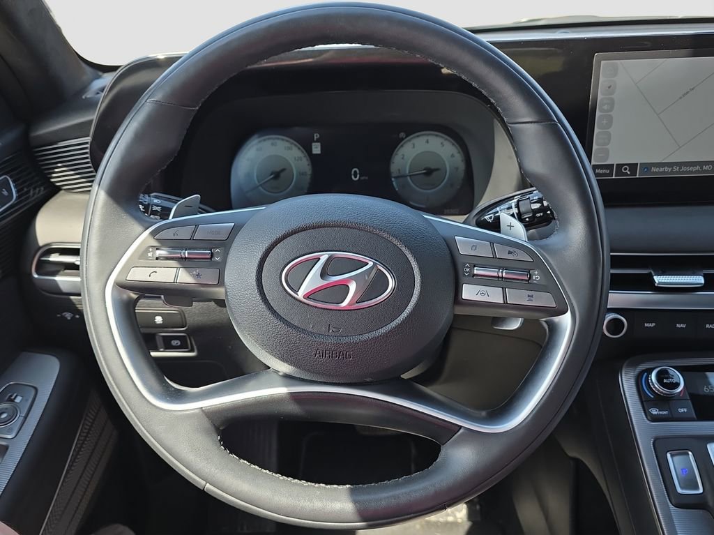 Used 2024 Hyundai Palisade Calligraphy image 9