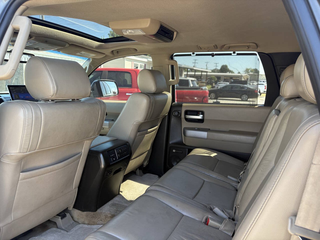 Used 2008 Toyota Sequoia Limited AWD/4WD image 18