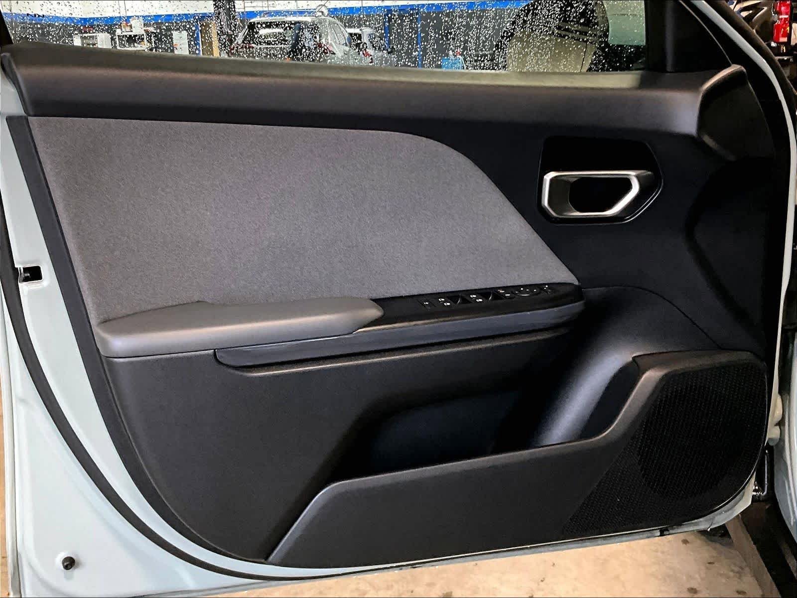 Used 2025 Kia K4 EX FWD image 9