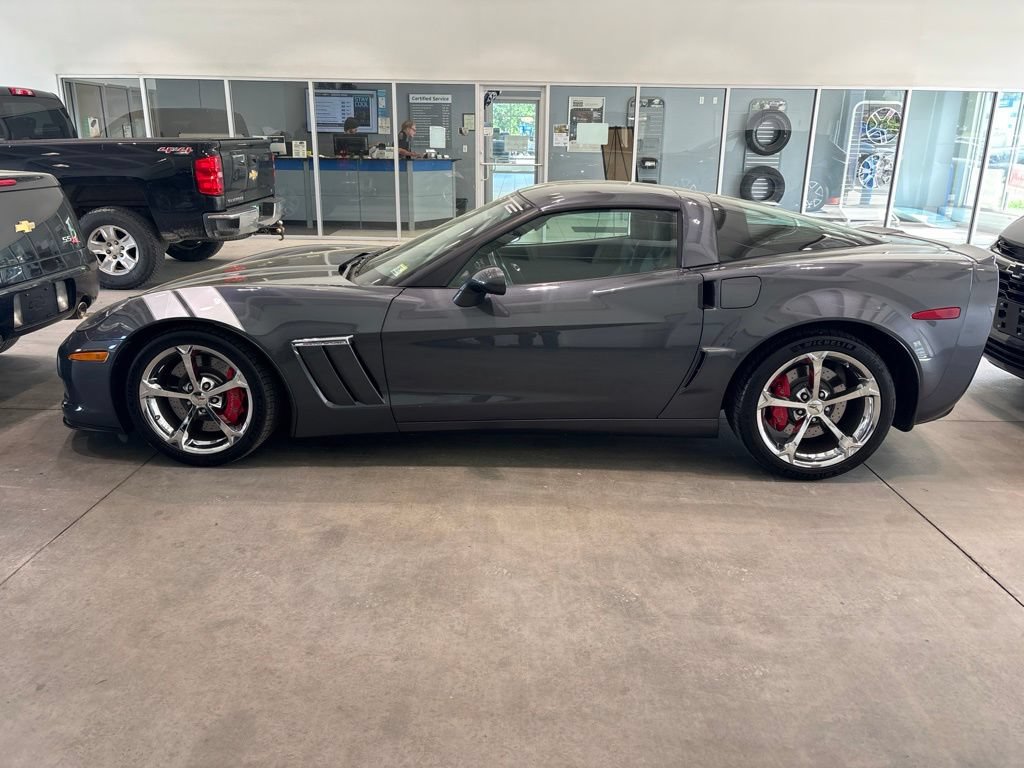 Used 2013 Chevrolet Corvette Grand Sport w/ 2LT Preferred Equipment Group RWD image 2