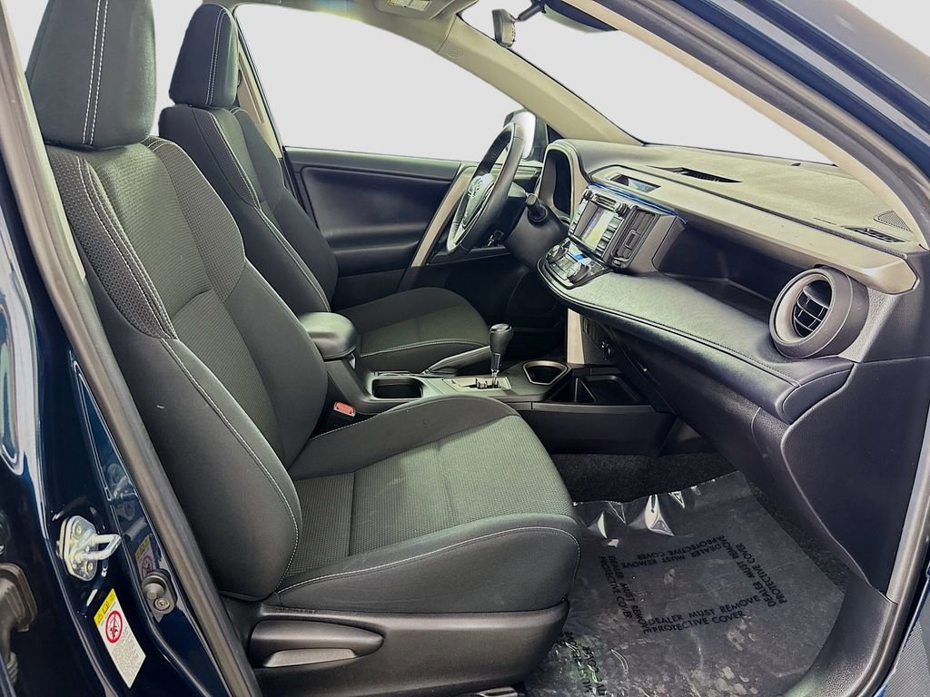 Used 2018 Toyota RAV4 XLE image 14