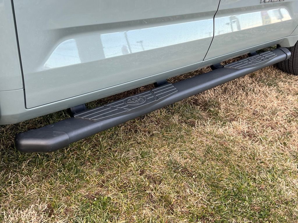 Used 2024 Toyota Tundra Limited image 12