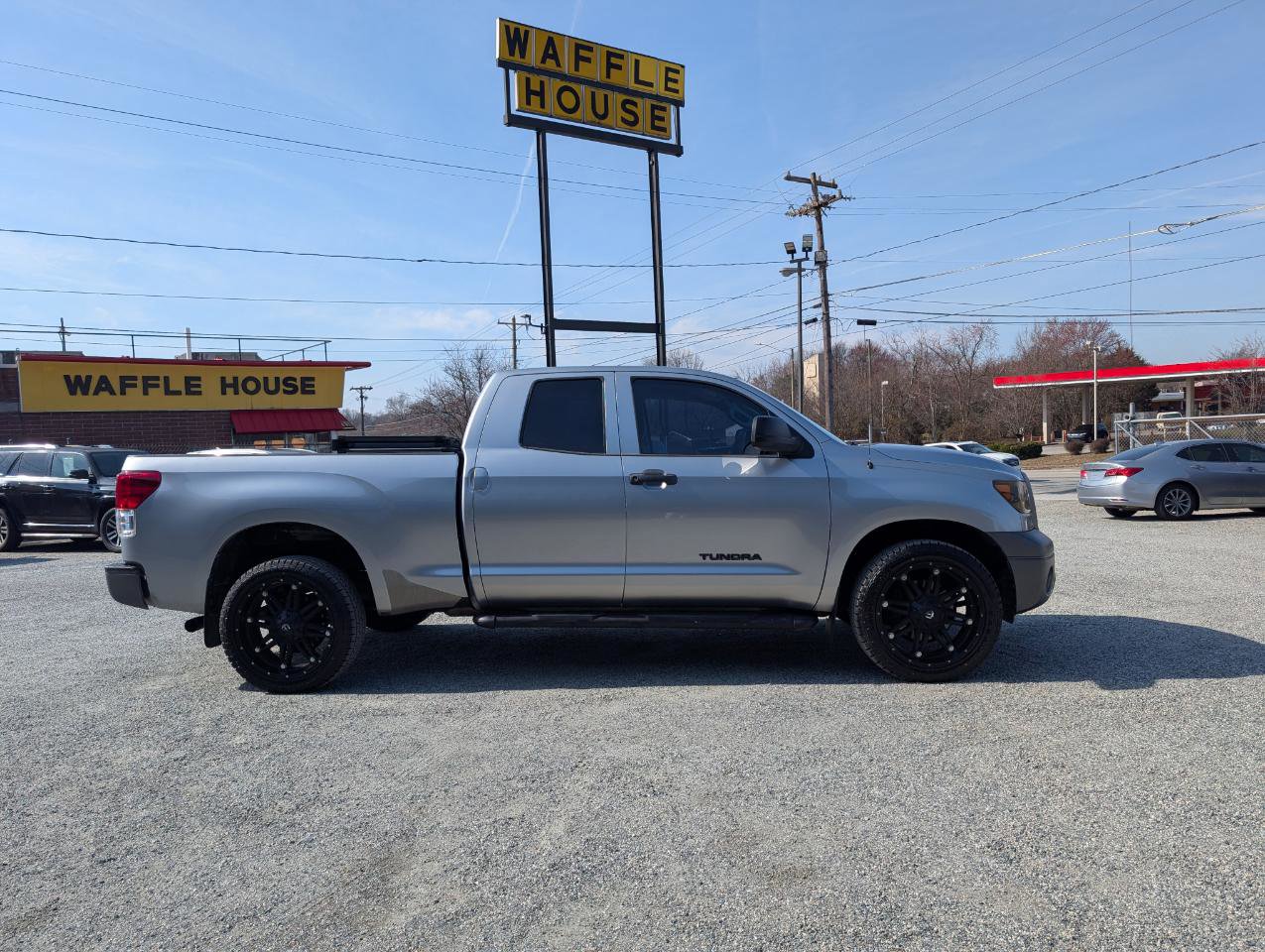 Used 2013 Toyota Tundra Double Cab w/ Tow Pkg image 5