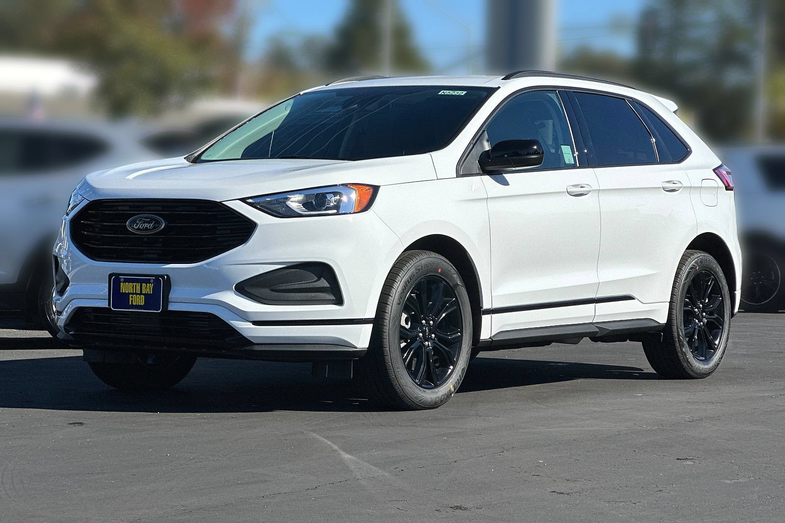 New 2024 Ford Edge SE w/ Black Appearance Package AWD/4WD image 10