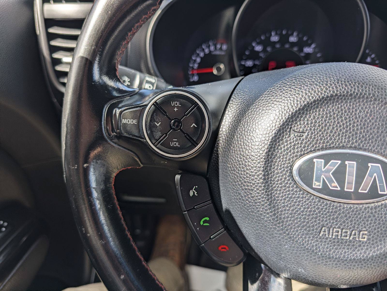 Used 2014 Kia Soul + FWD image 28