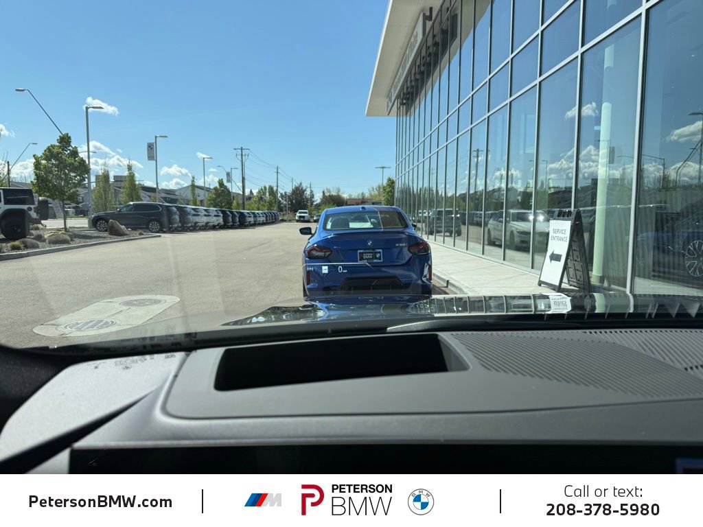 Certified 2025 BMW 530i xDrive AWD/4WD image 24