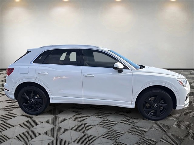 Used 2020 Audi Q3 2.0T Premium Plus w/ Premium Plus Package image 4