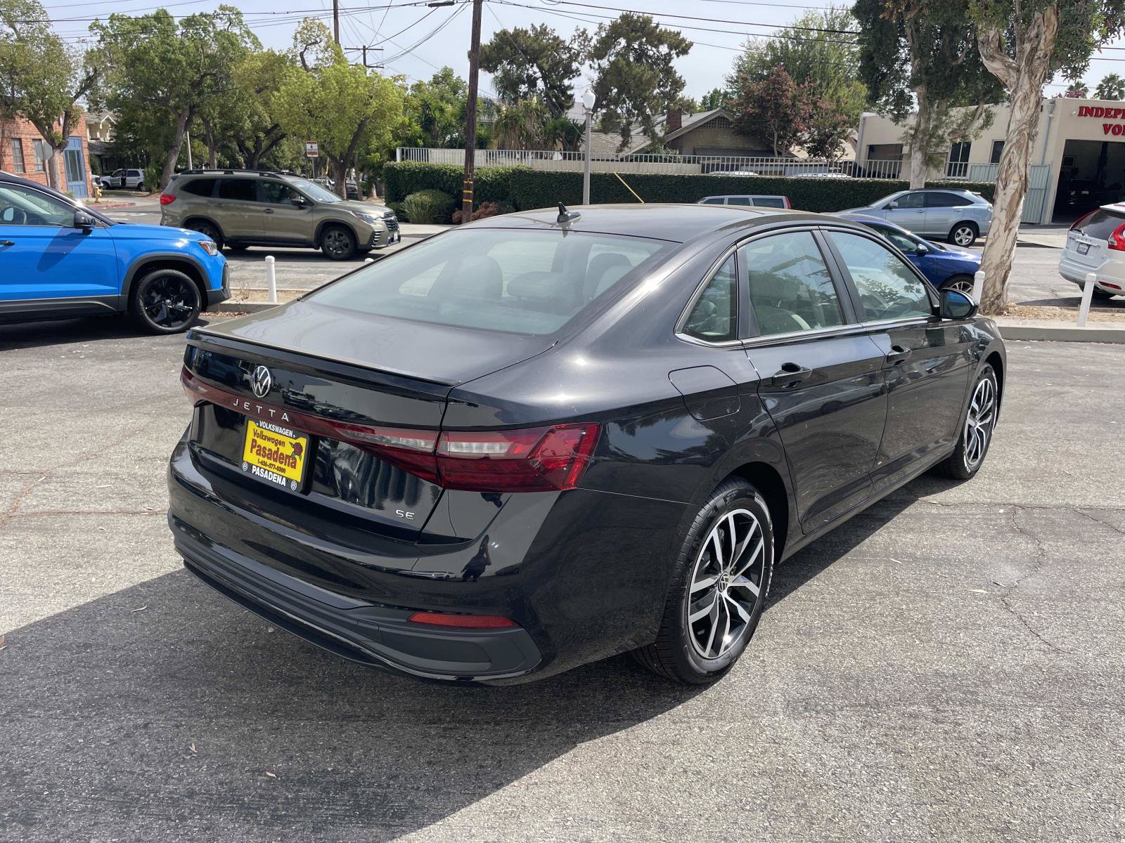 New 2026 Volkswagen Jetta SE FWD image 3