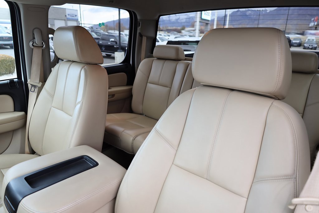 Used 2008 Chevrolet Silverado 2500 LTZ w/ Safety Package image 16
