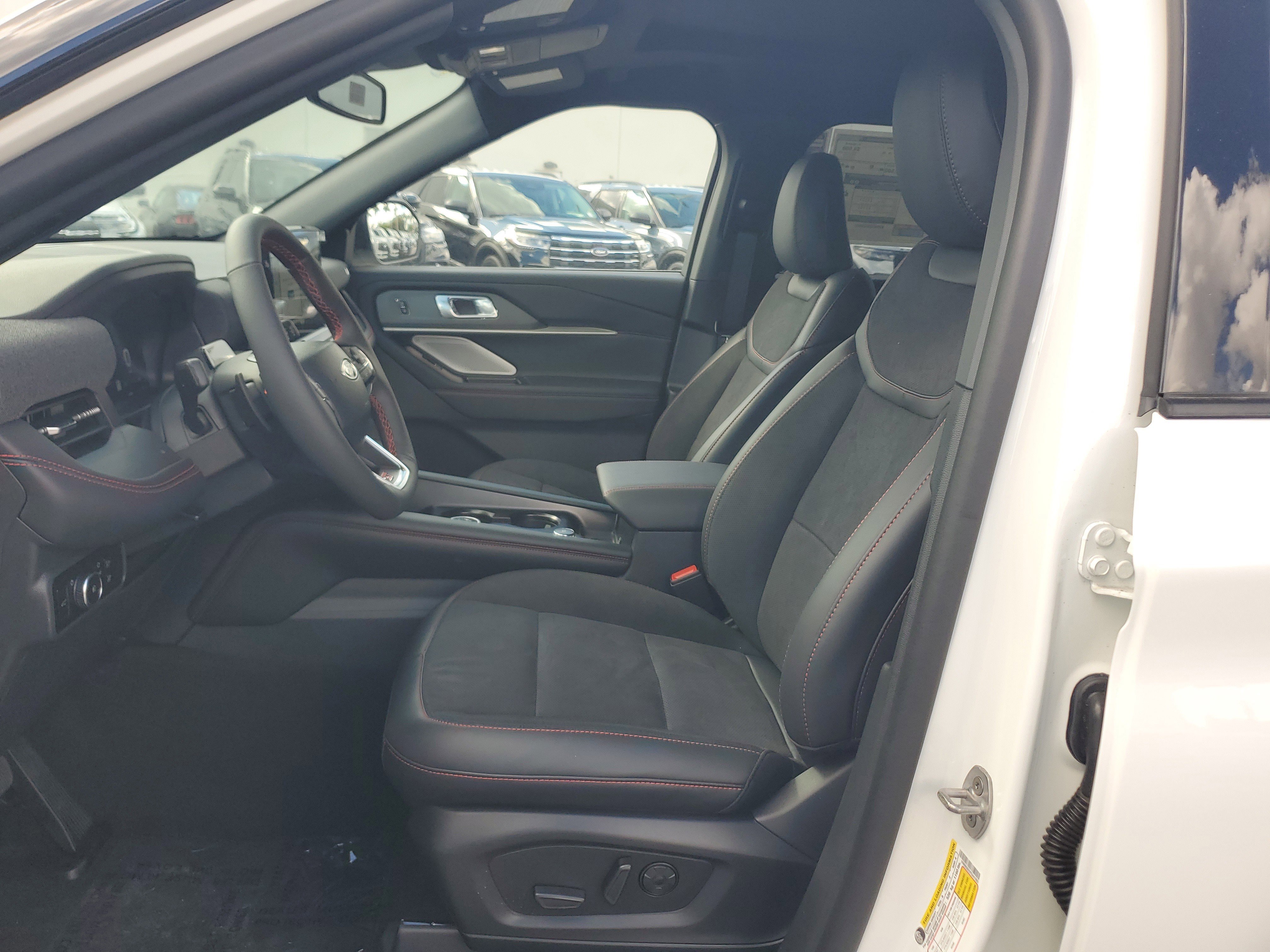 New 2026 Ford Explorer ST w/ Sun And Sound Package image 10