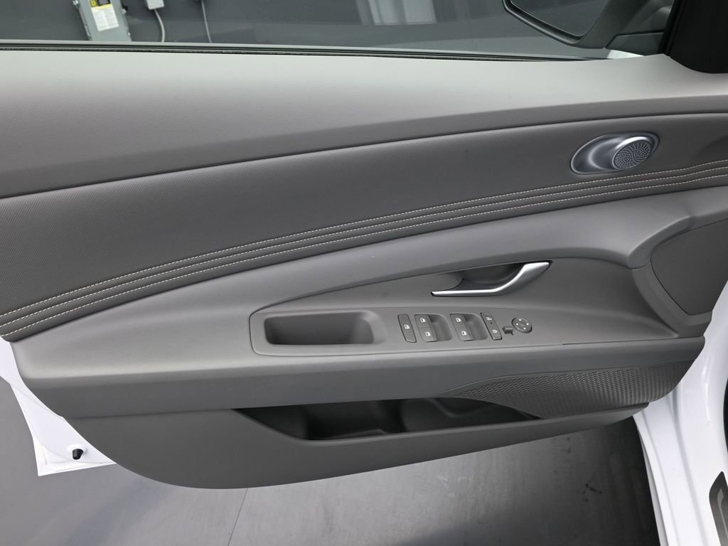 Certified 2026 Hyundai Elantra Sport FWD image 10
