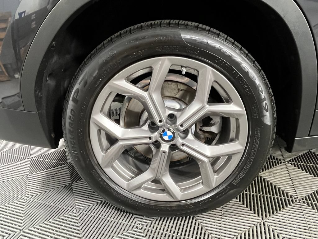 Certified 2024 BMW X3 xDrive30i w/ Premium Package w/ZPA AWD/4WD image 13