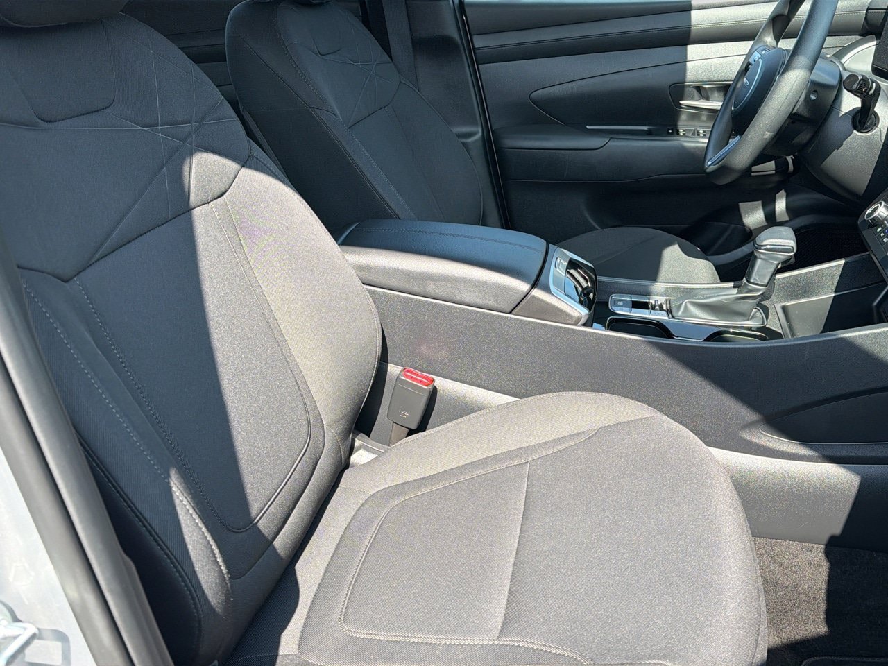 Certified 2025 Hyundai Tucson SE AWD/4WD image 25