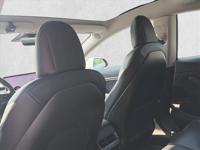 Used 2020 Tesla Model 3 Long Range image 15