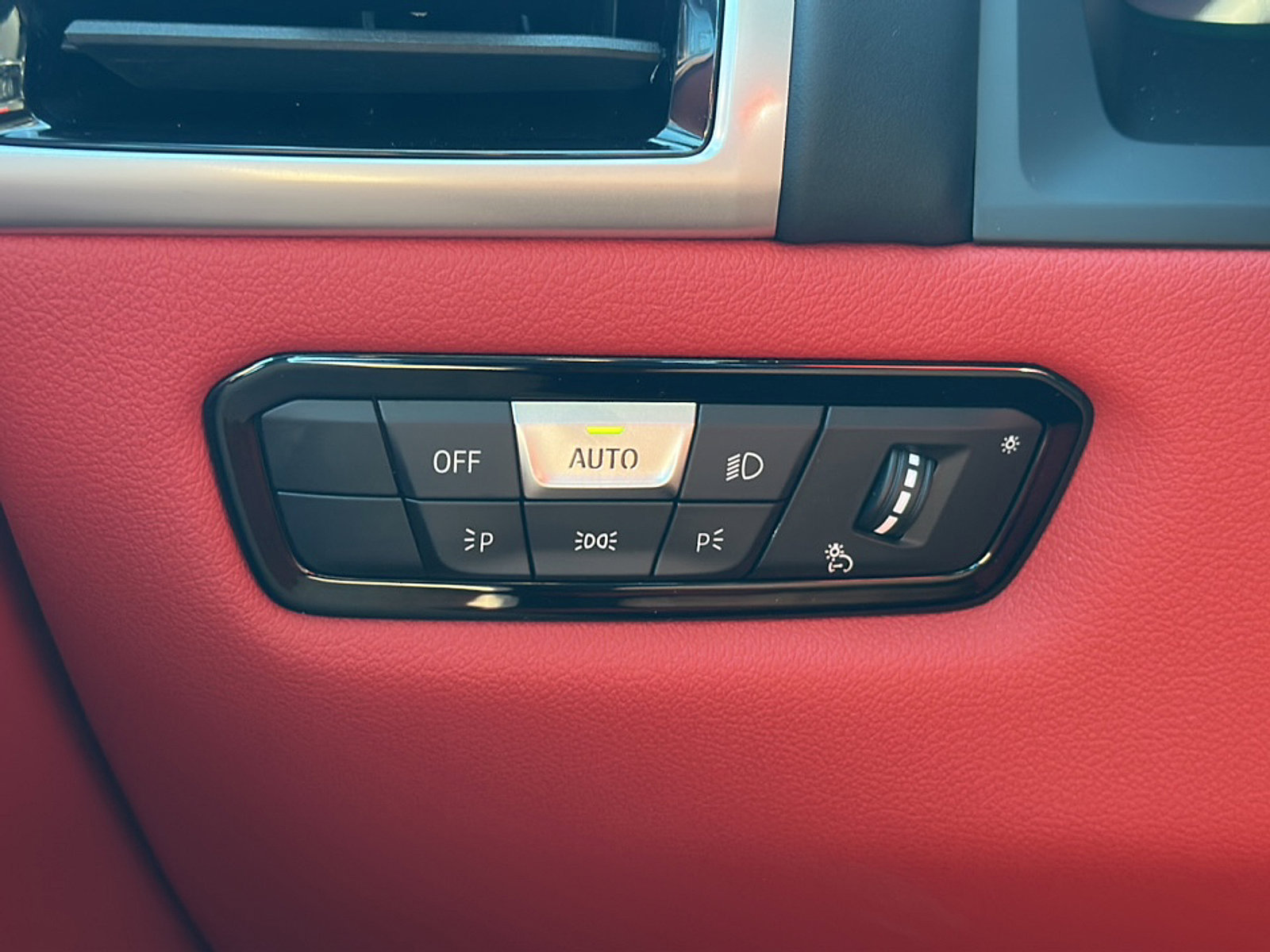 New 2026 BMW 840i Convertible image 30