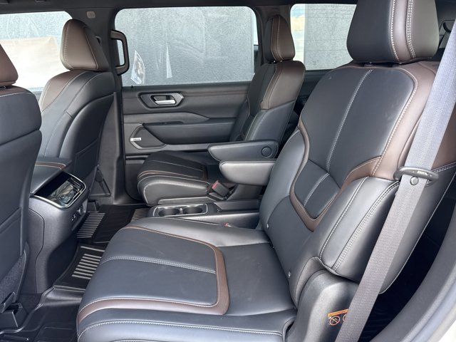 New 2026 Nissan Armada SL w/ Captain's Chari Seat Package image 6