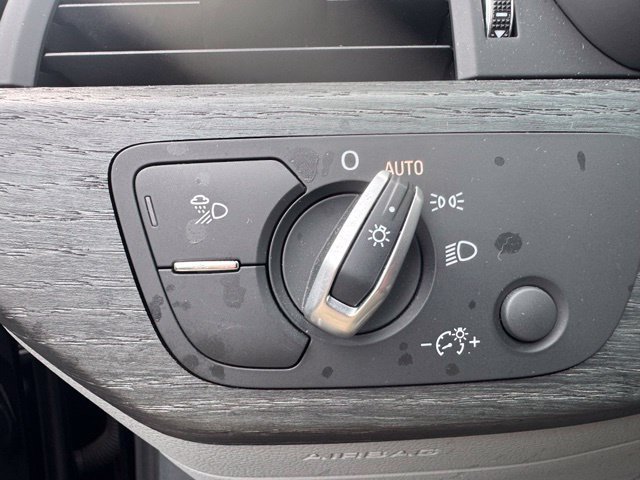 Used 2018 Audi A4 2.0T Premium Plus AWD/4WD image 7
