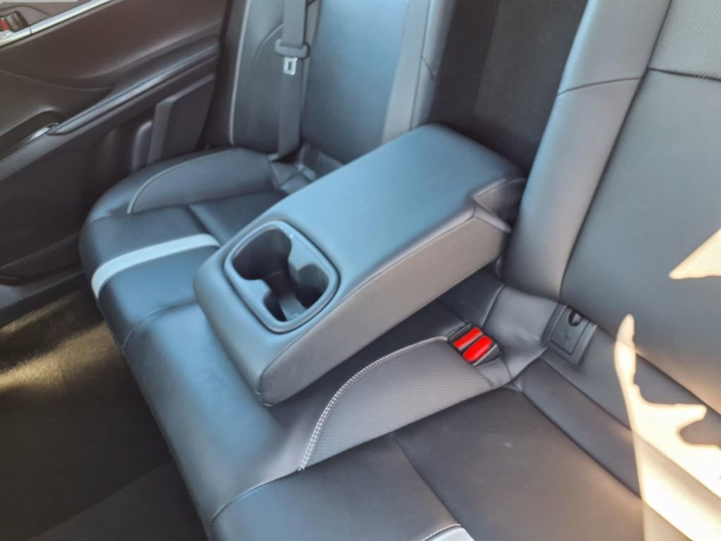 Used 2025 Toyota Camry SE image 25