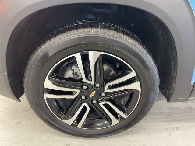 Used 2024 Chevrolet TrailBlazer LT AWD/4WD image 30