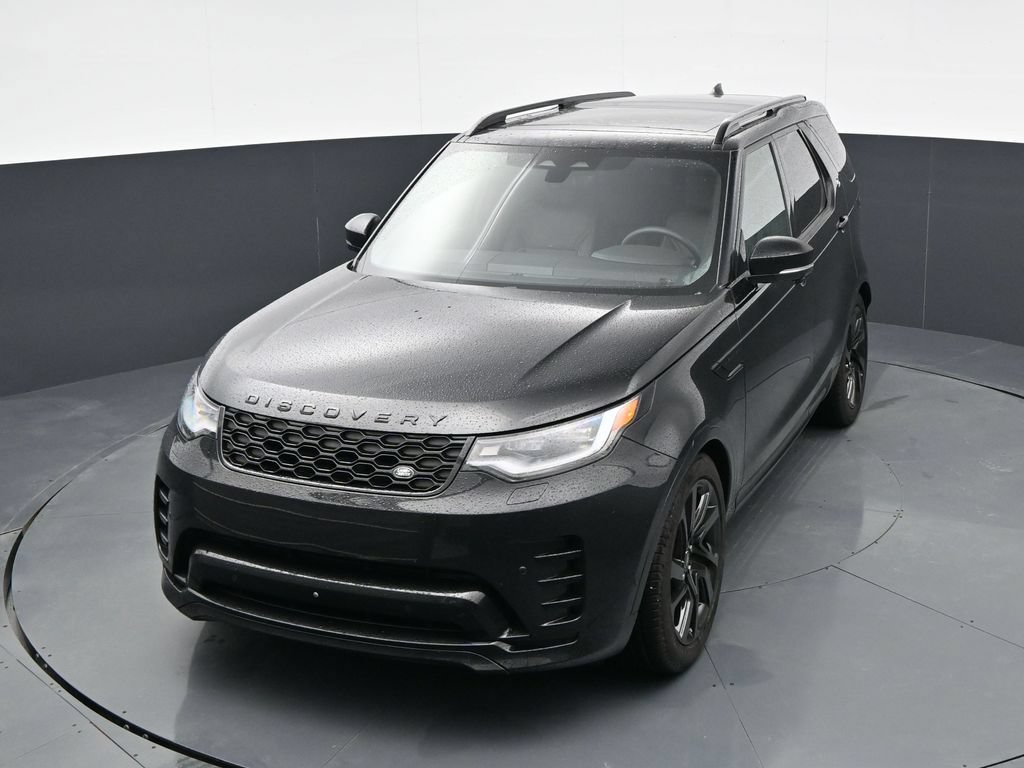 Used 2024 Land Rover Discovery Dynamic SE AWD/4WD image 23