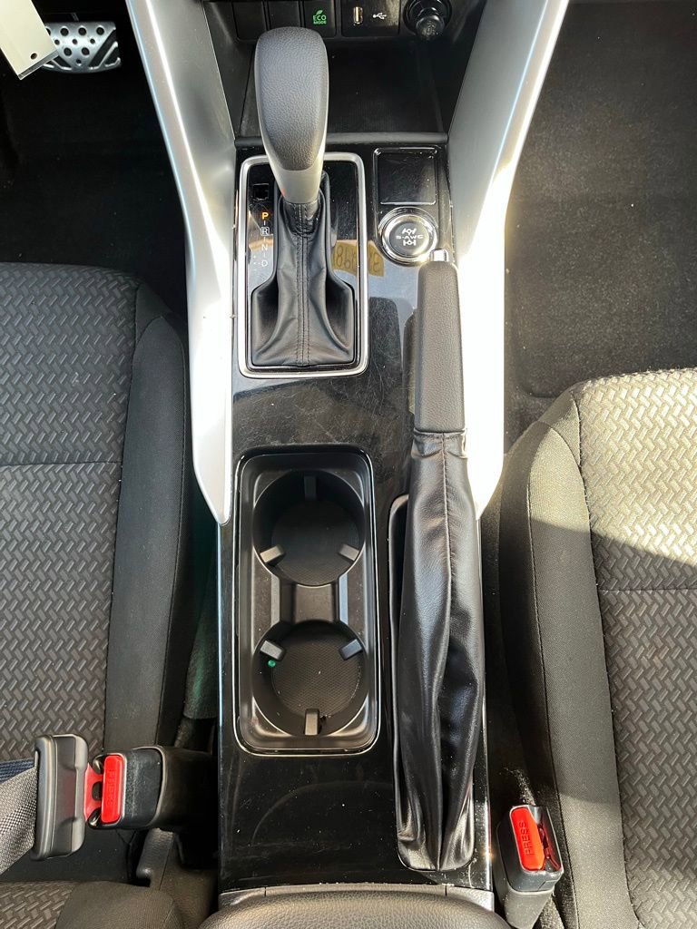 Used 2024 Mitsubishi Eclipse Cross ES AWD/4WD image 33