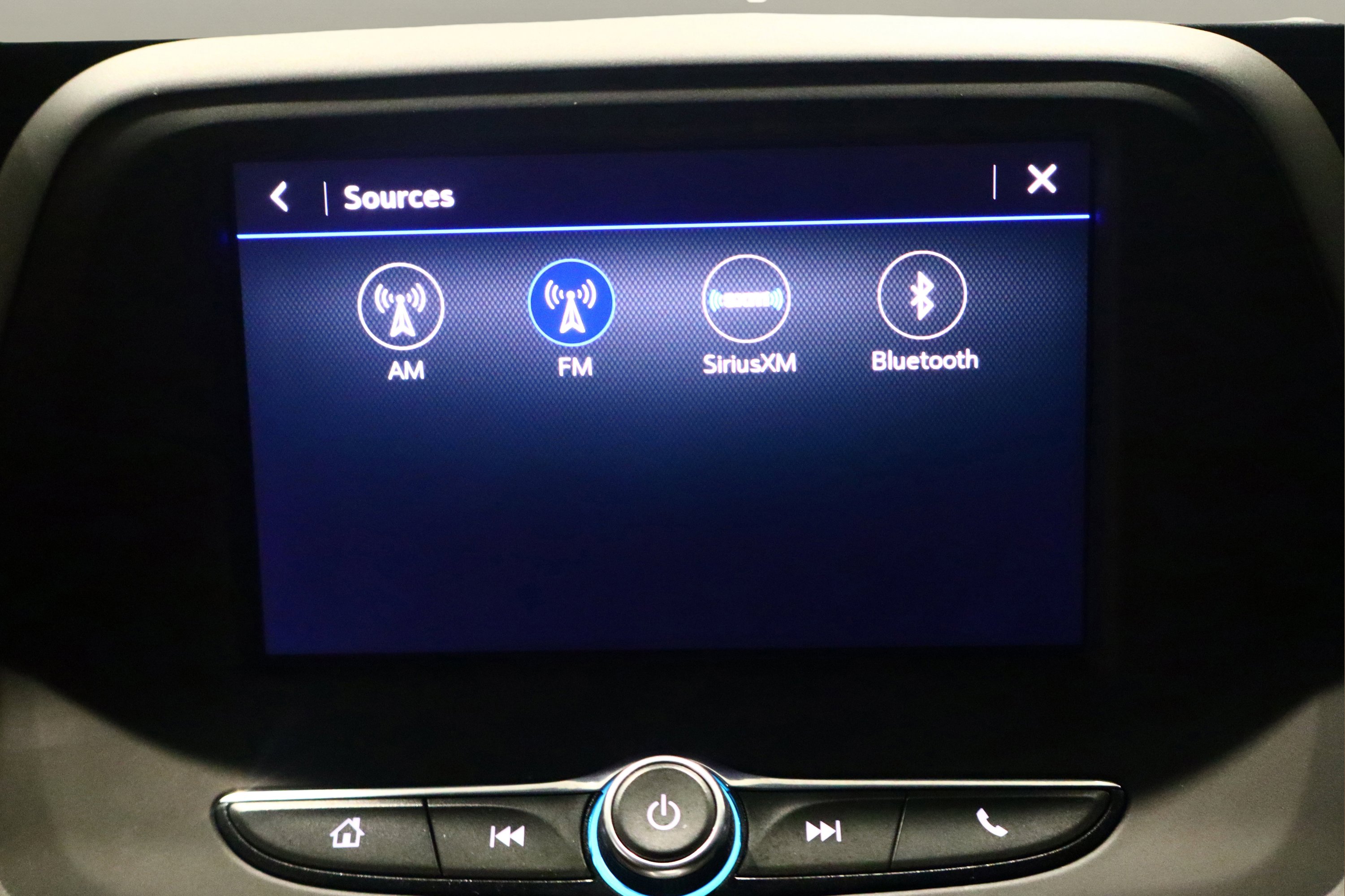 Used 2020 Chevrolet Camaro LT image 24