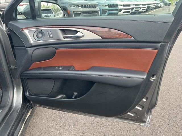 Used 2019 Lincoln MKZ Reserve image 30