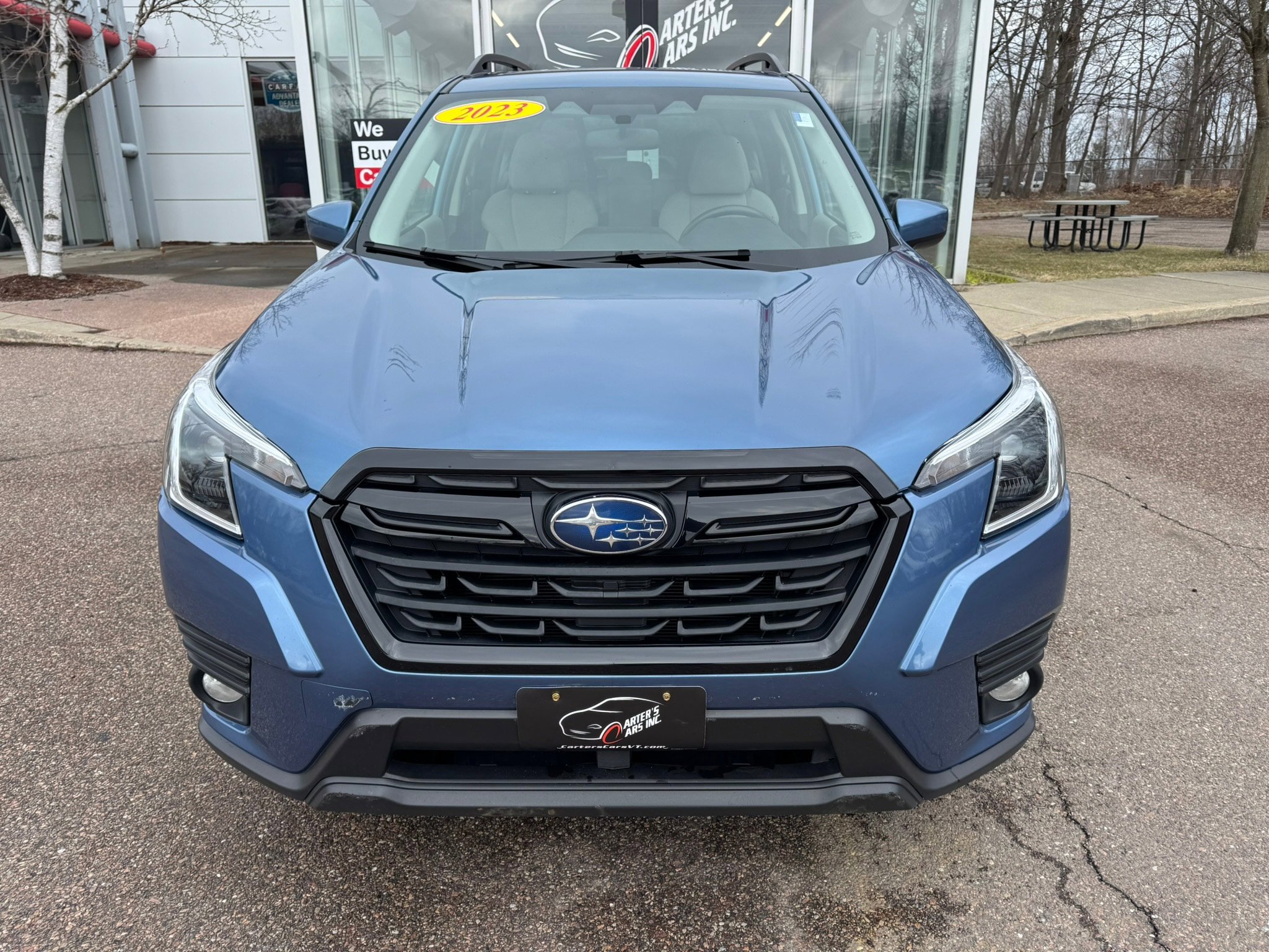 Used 2023 Subaru Forester Premium image 3