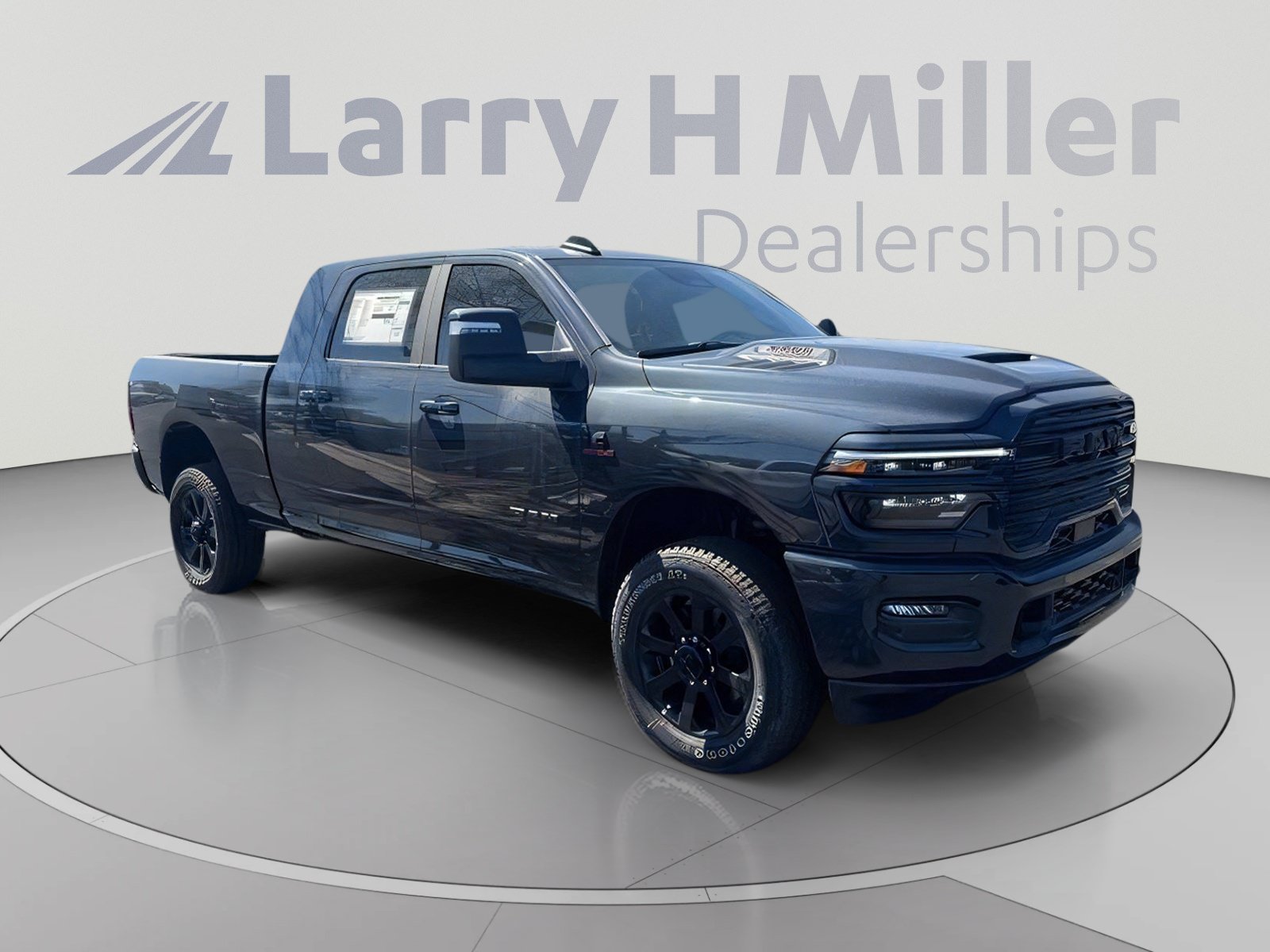 New 2026 RAM 2500 Laramie w/ Night Edition AWD/4WD image 7