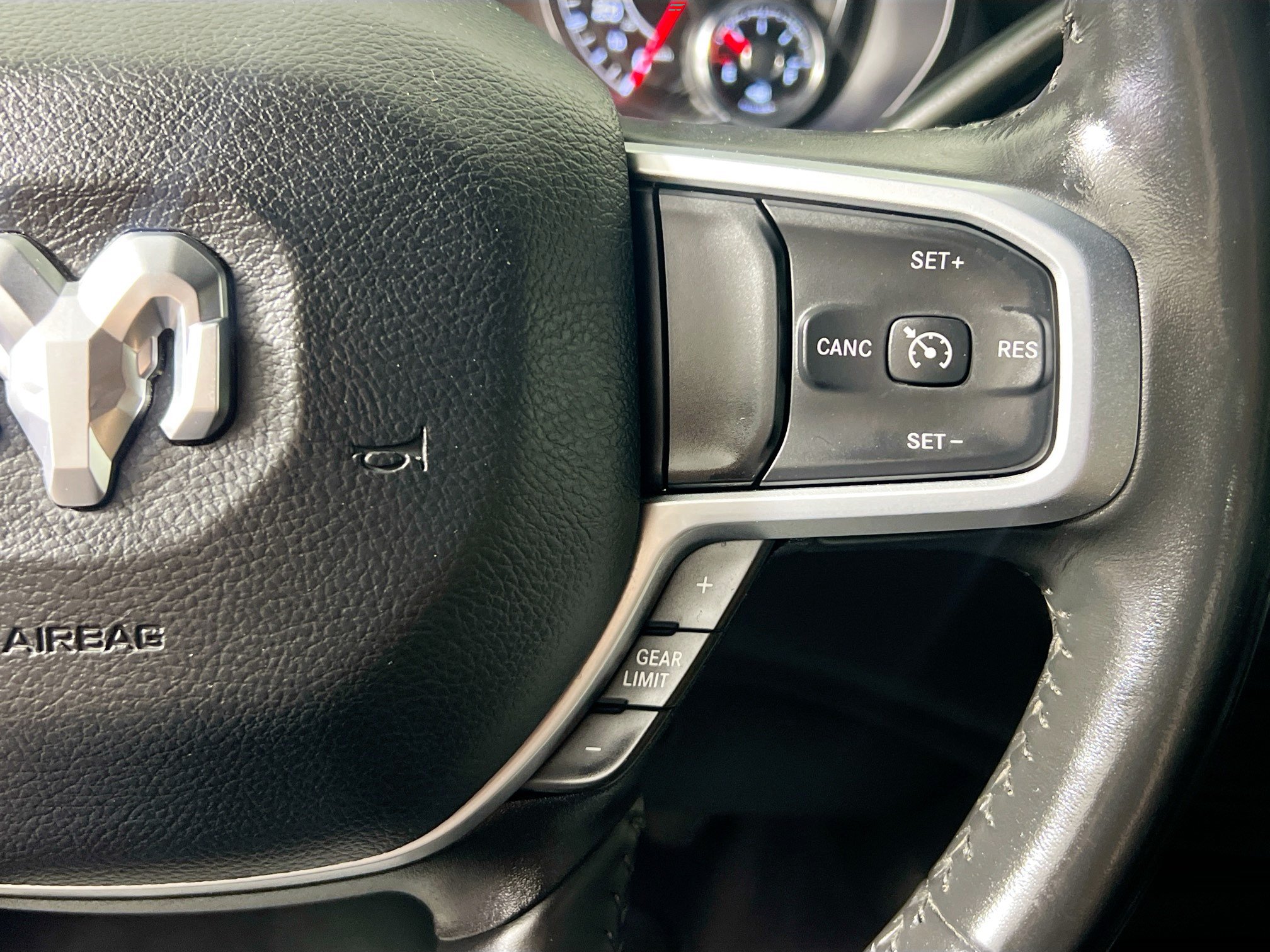 Used 2024 RAM 2500 Big Horn AWD/4WD image 19